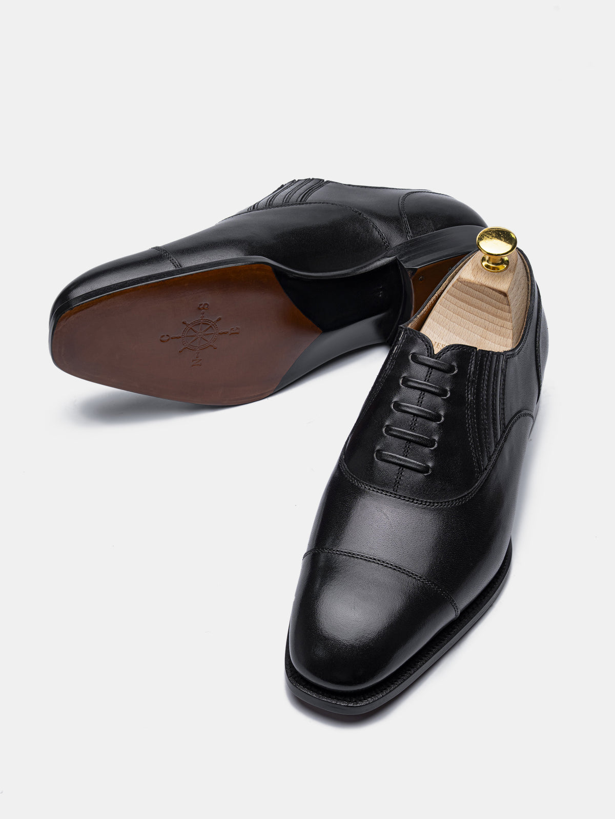 LM-C4 Lazyman Oxford Black