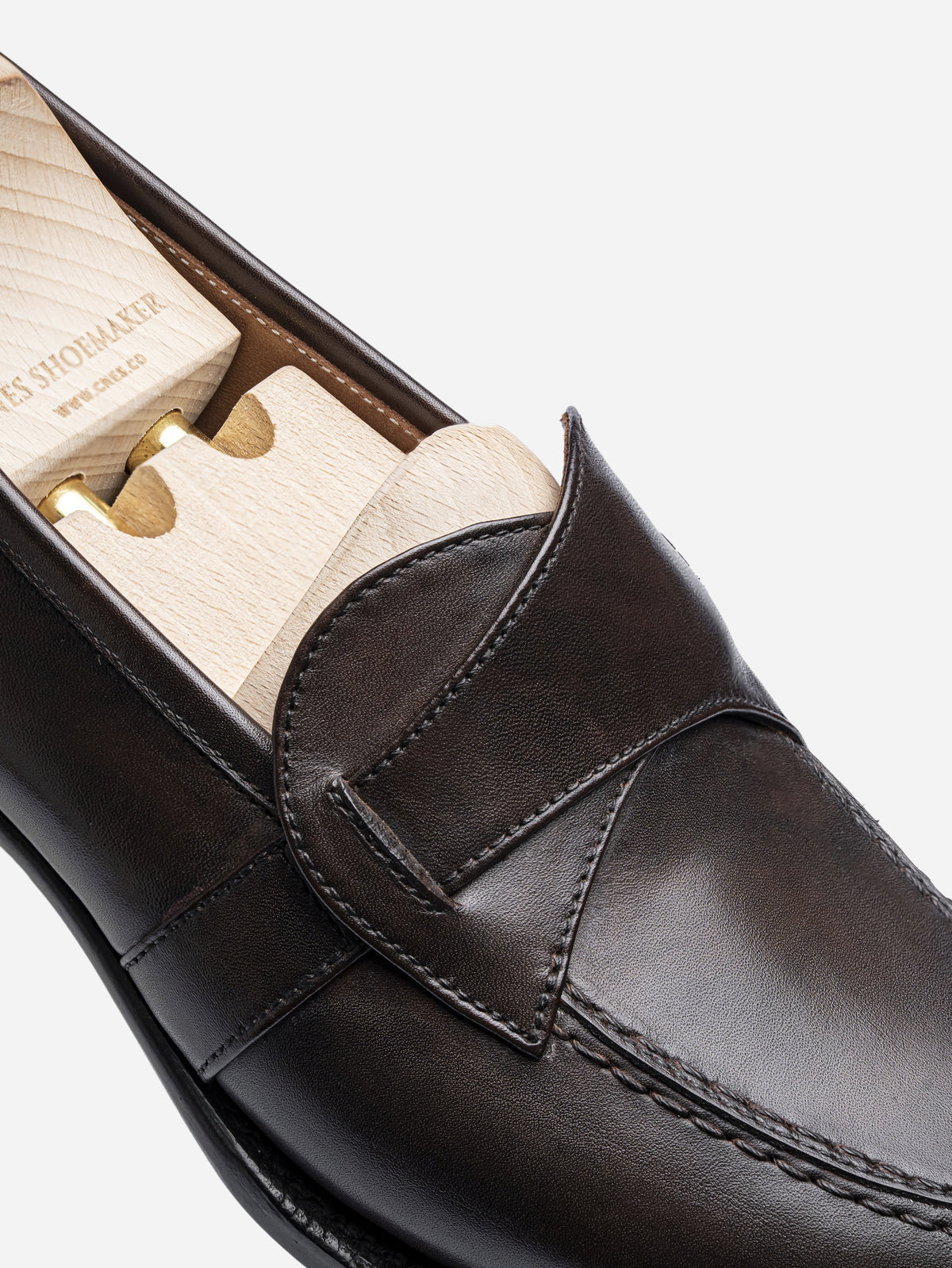 [SALE] BT1 Butterfly Loafer Dark Brown Museum