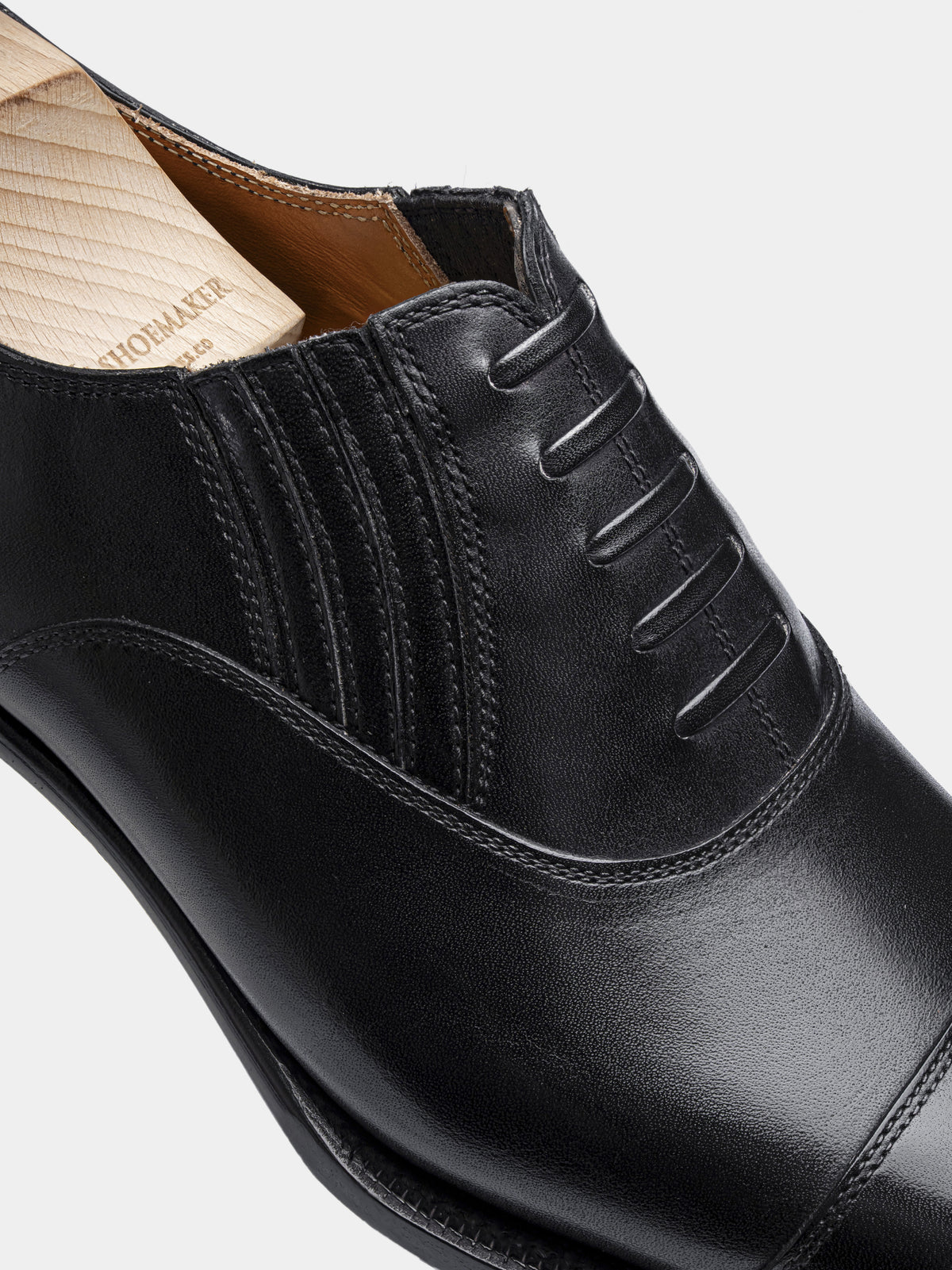 LM-C4 Lazyman Oxford Black