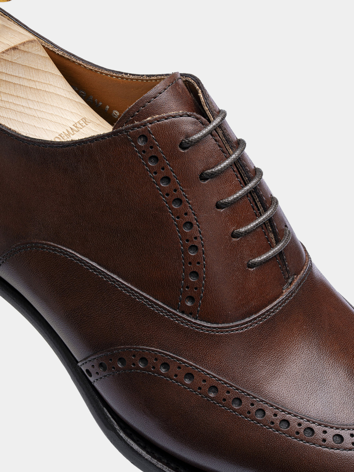 [ONLINE EXCLUSIVE] TRAVIS Brogue Oxford Brown Museum