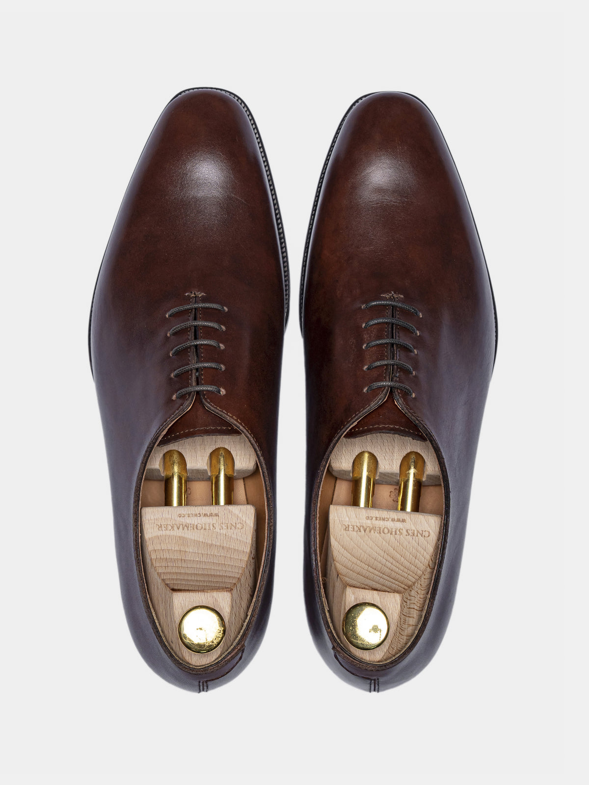 VESTAN V Wholecut Oxford Brown Museum