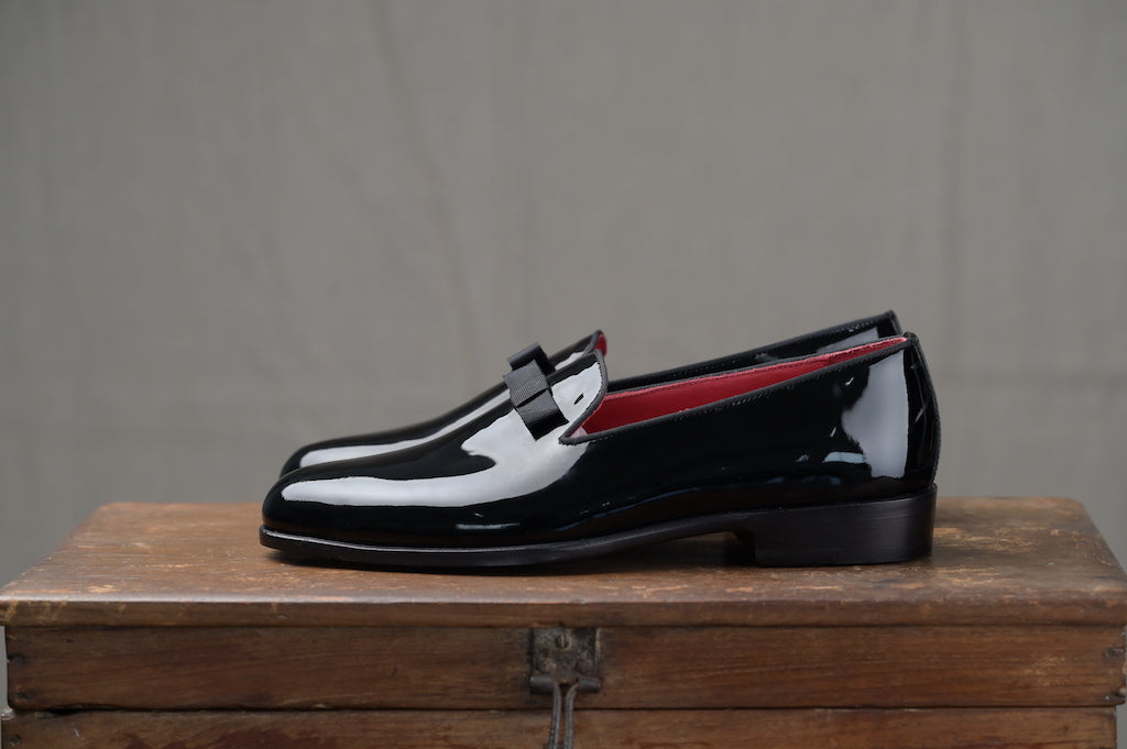 [MTO] OPW Ribbon Black Tie Patent Loafer