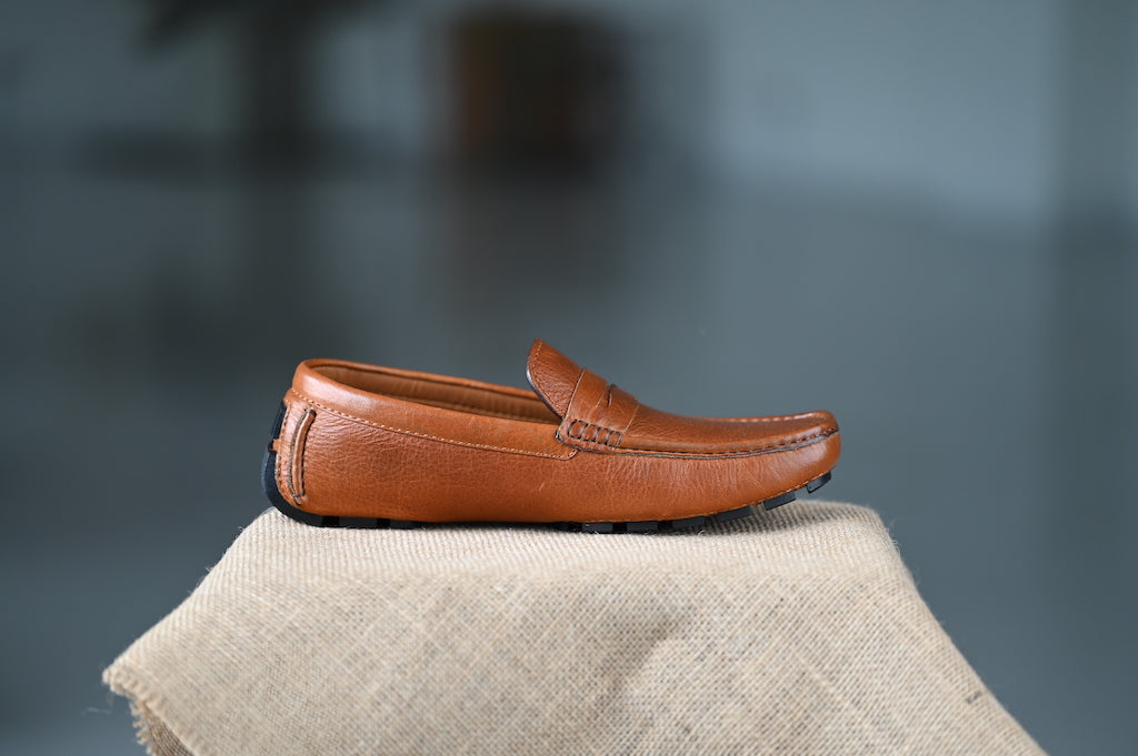 [SALE] CNS D207 Emboss Brown Moccasin